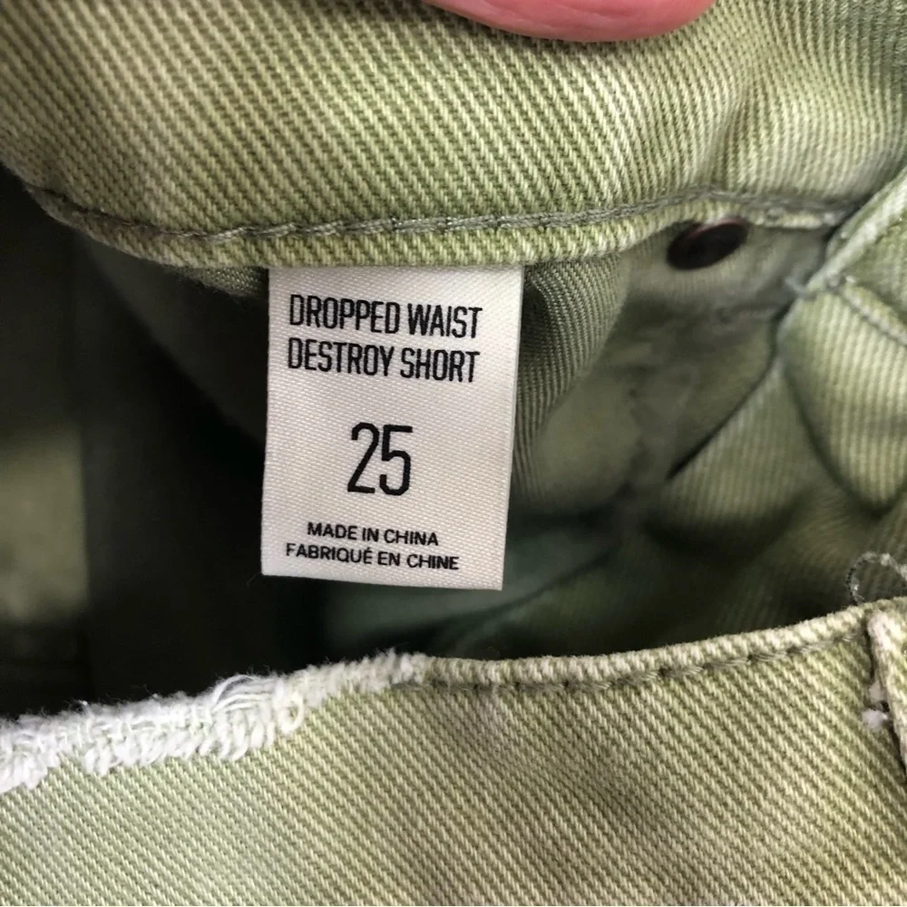 UO BDG Dropped Waist Ripped Shorts Olive Green Sz 25 High Rise Casual Boho Beach